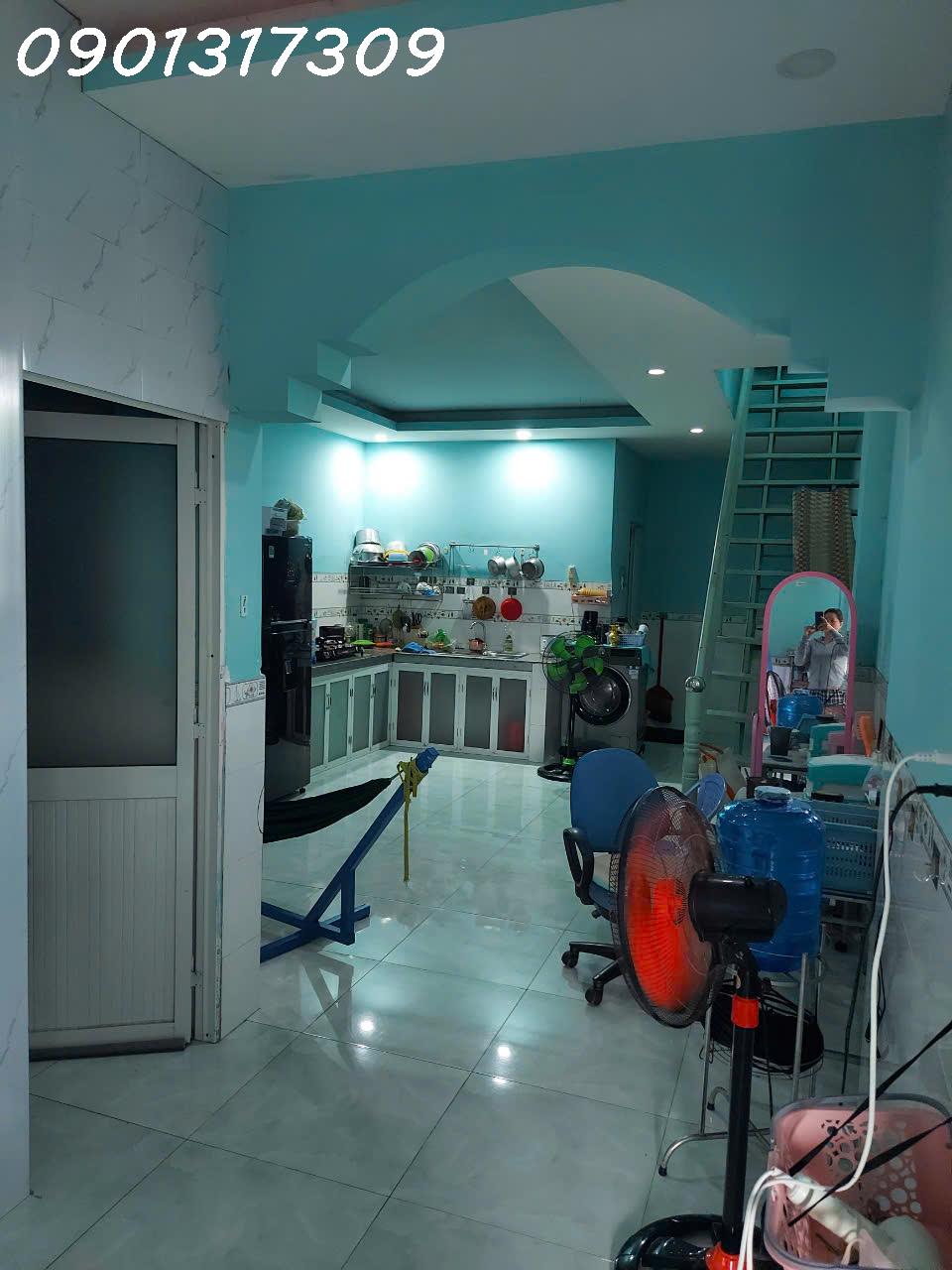 Chính chủ cần tiền bán gấp đất và nhà 2 căn cấp 4 Phường Tân Bình, Dĩ An, Bình Dương - Ảnh 1
