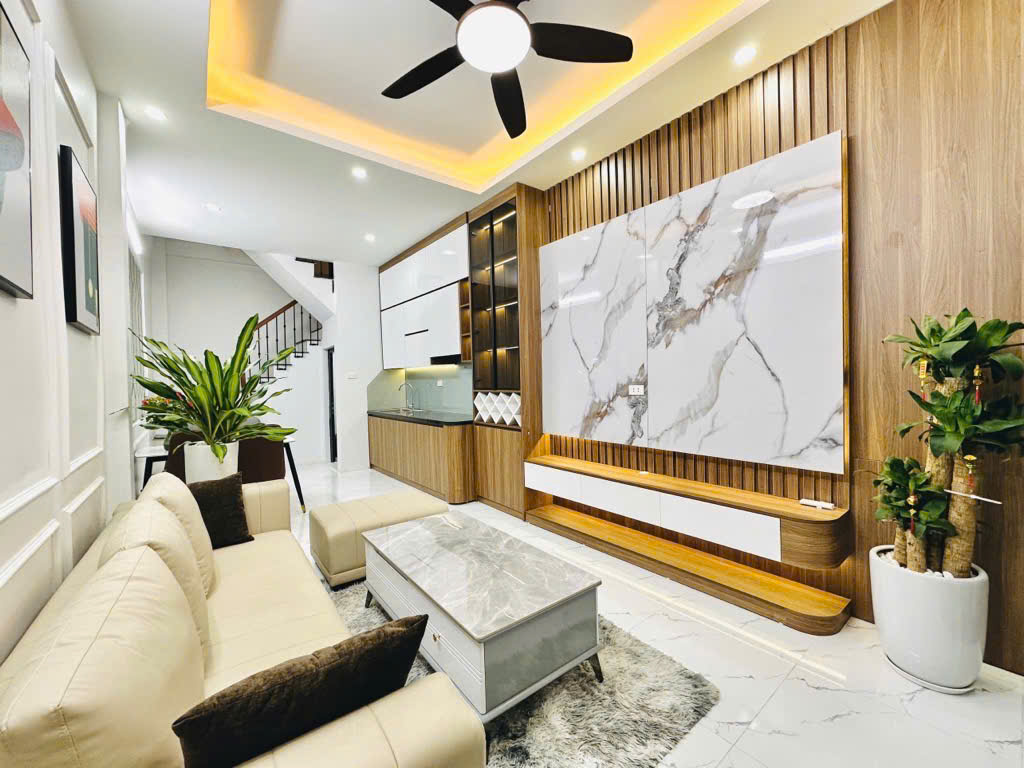 Bán nhà riêng dân xây 30m2 * 4 tầng full nội thất đẹp lung linh tại Trường Chinh - Đống Đa, giá chỉ - Ảnh 2
