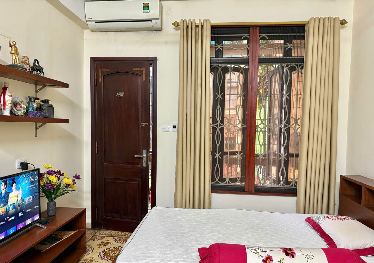 Cho thuê căn hộ khu tập thể 6A Chương Dương, Hoàn Kiếm 80m, 2 ngủ, đủ đồ giá 12tr - Ảnh 4