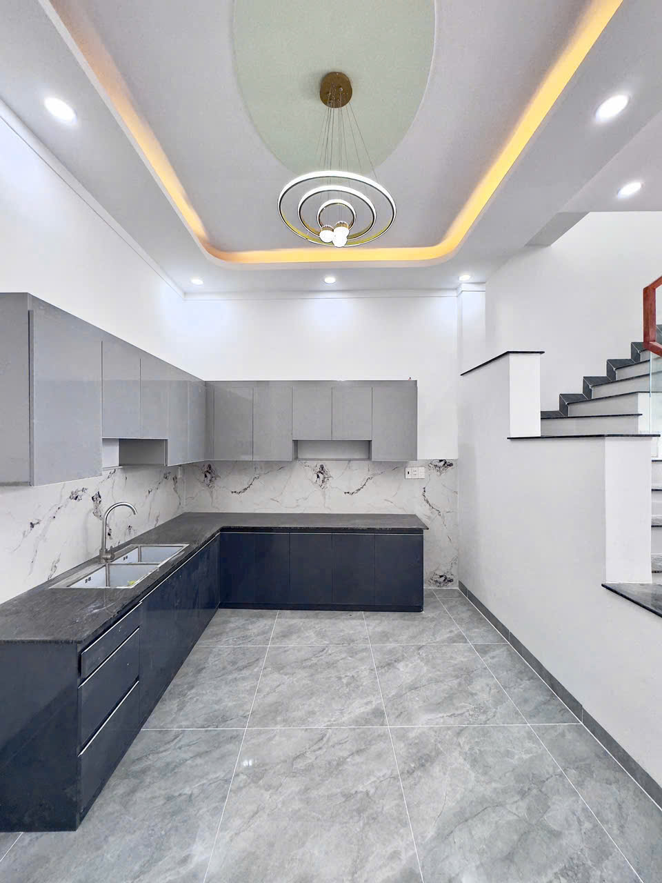 Bán nhà 1 Trệt 1 Lầu Bửu Hòa,đường 2 ô tô,gần chợ Đồn,giá siêu hot - Ảnh 2