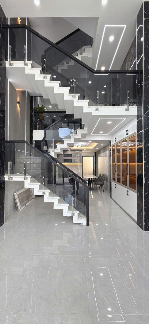 Nhà 2 mặt tiền Bông Sao 4x28 Rất Đẹp Xe hơi ngủ chỉ 9 tỷ nhỉnh - Ảnh 2