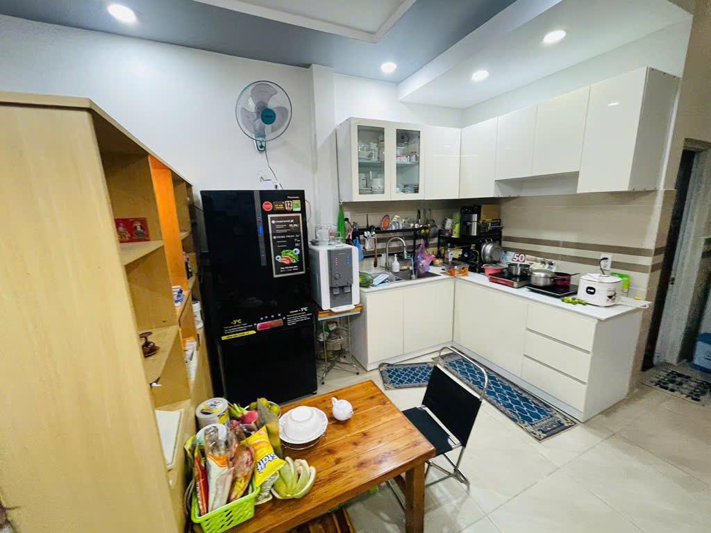 BÁN NHÀ TÂN PHÚ, GẦN TÔ HIỆU, LÔ GÓC, HẺM XE HƠI, 64M2, NHỈNH 5 TỶ - Ảnh 3
