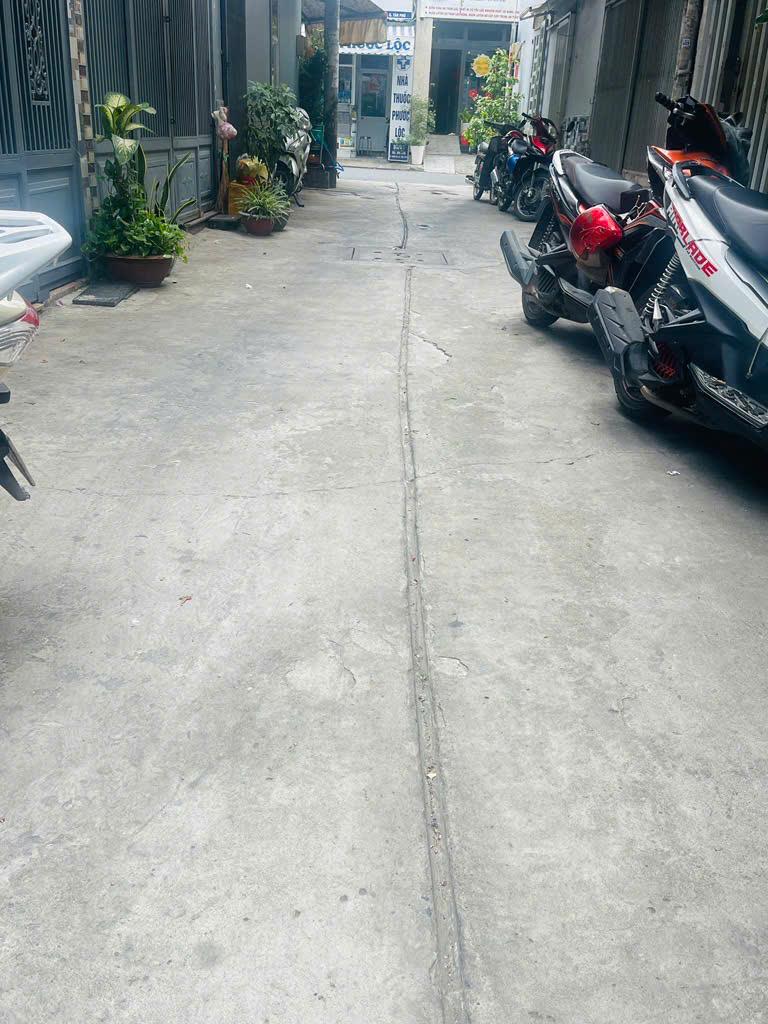 BÁN NHÀ TÂN PHÚ, GẦN TÔ HIỆU, LÔ GÓC, HẺM XE HƠI, 64M2, NHỈNH 5 TỶ - Ảnh 2
