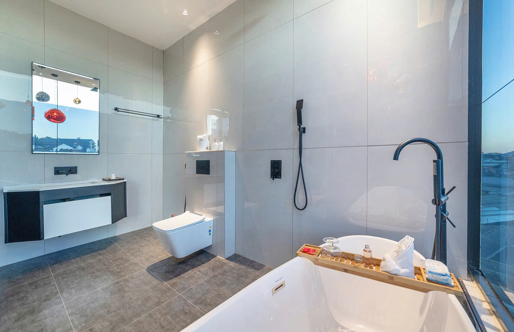 Khách sạn bán đường Phù Đổng Thiên Vương, Phường 8, Đà Lạt - Ảnh 2
