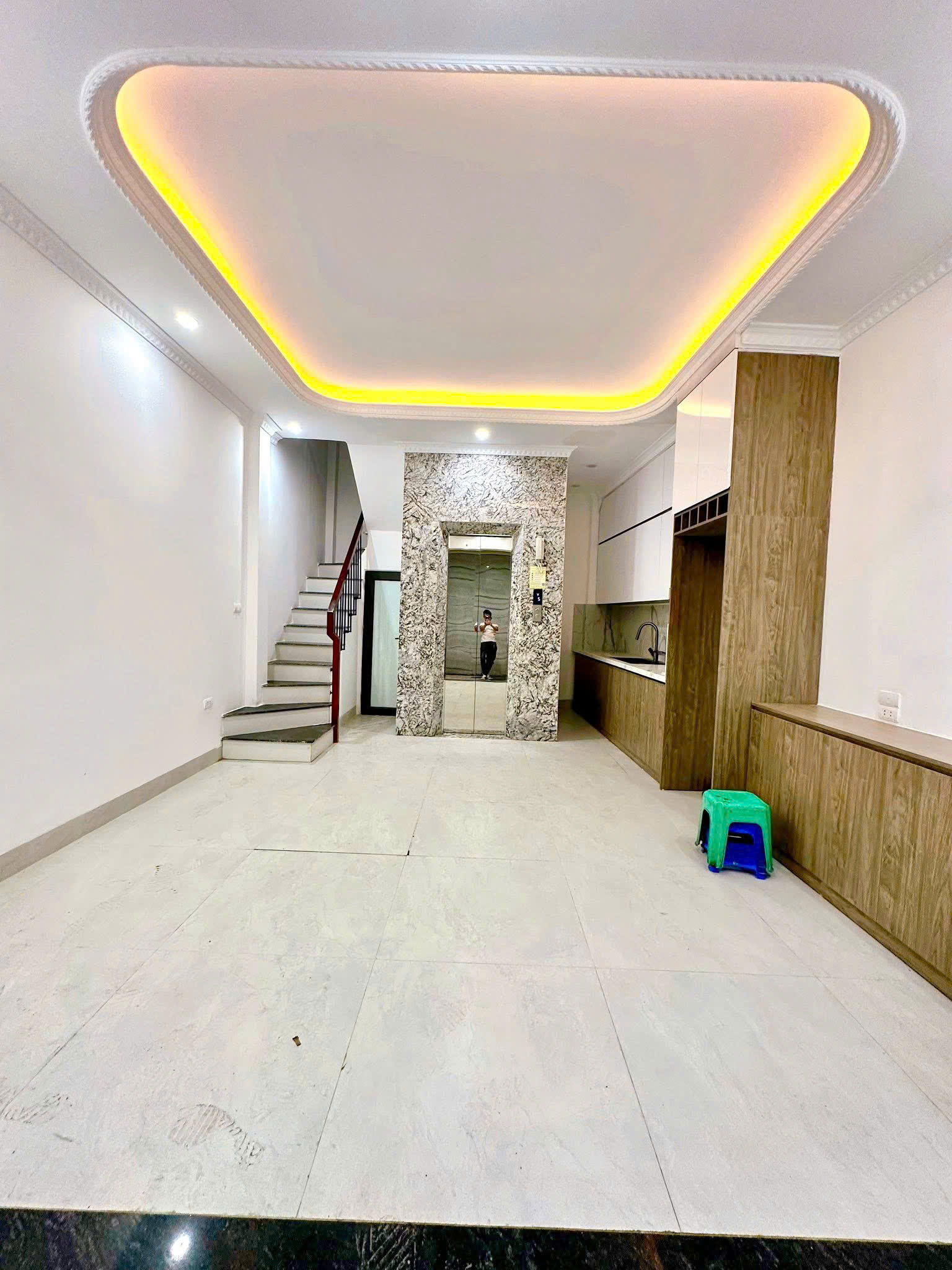 NHÀ ĐẸP TRƯỜNG CHINH 7 TẦNG THANG MÁY, NHÀ XÂY MỚI DT 31m2 7 tầng mt 4.7m Giá 9.7 tỷ - Ảnh 4