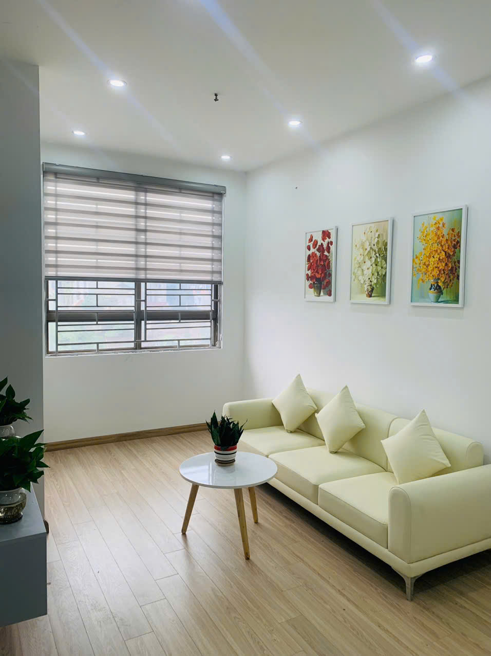 Bán căn hộ 61m Sông Nhuệ , thiết kế 2pn ,1vs sổ đỏ chính chủ - Ảnh 2