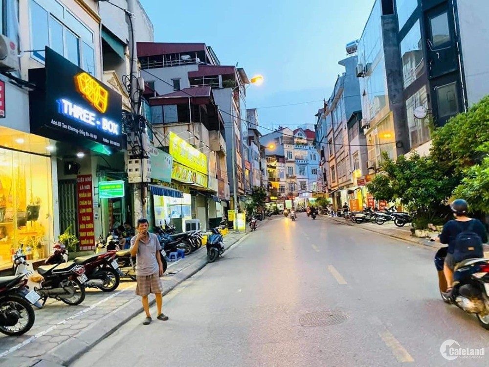 Siêu phẩm! Phố Tôn Thất Tùng 30m2, 5 tầng, Lô Góc mặt tiền 4.6m kinh doanh sầm uất - Ảnh chính