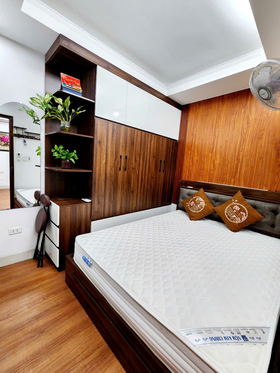 Bán căn hộ CC mini ngõ 20 Mỹ Đình, Nam Từ Liêm 35m, full đồ giá 1.3 tỷ, sổ đồng sở hữu - Ảnh 2