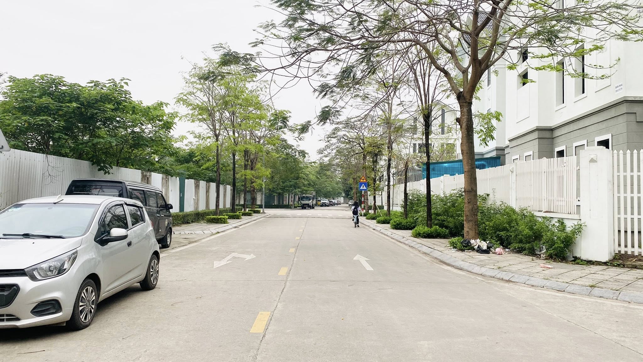 Siêu h.i.ế.m bán BT Geleximco khu B lô góc 232m, MT20m, giá chỉ 37.5 tỷ (có tl) - giá r.ẻ nhất khu - Ảnh 1