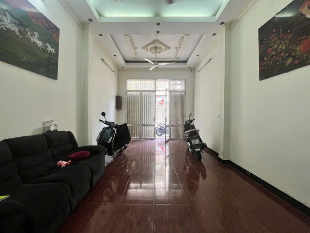 Giá mềm nhất quận Bình Thạnh: 16 tỷ - Đinh Bộ Lĩnh - DT: 4.17 x 17m, nở hậu 4.3m- trệt, 3 lầu, 4PN, - Ảnh 3