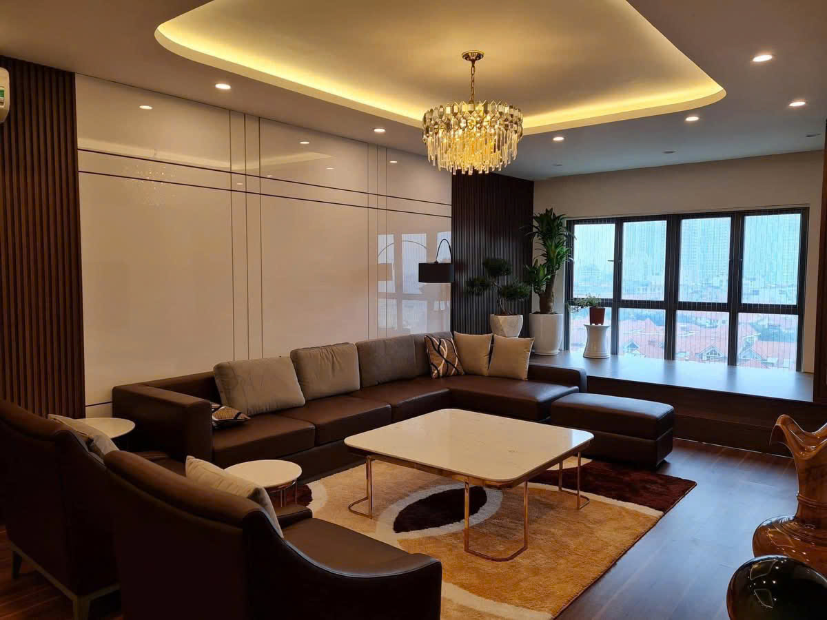 Bán căn hộ cao cấp Làng Việt Kiều Châu Âu 154m, 4PN. Có 2 slot ô tô, full nội thất sịn, - Ảnh chính