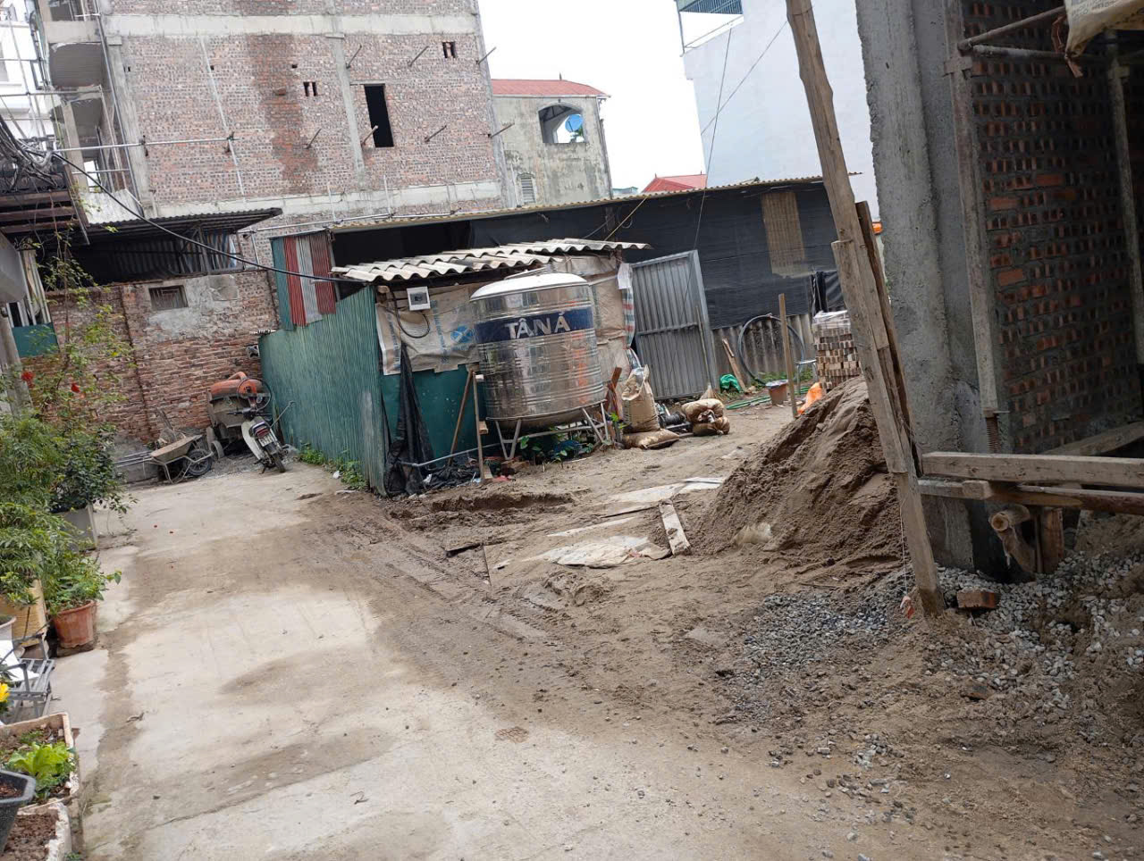 Bán đất Bát Khối Long Biên gần cầu Thanh Trì ngõ oto vào 51m, mặt tiền: 6m, giá 5 tỷ 9 - Ảnh 1