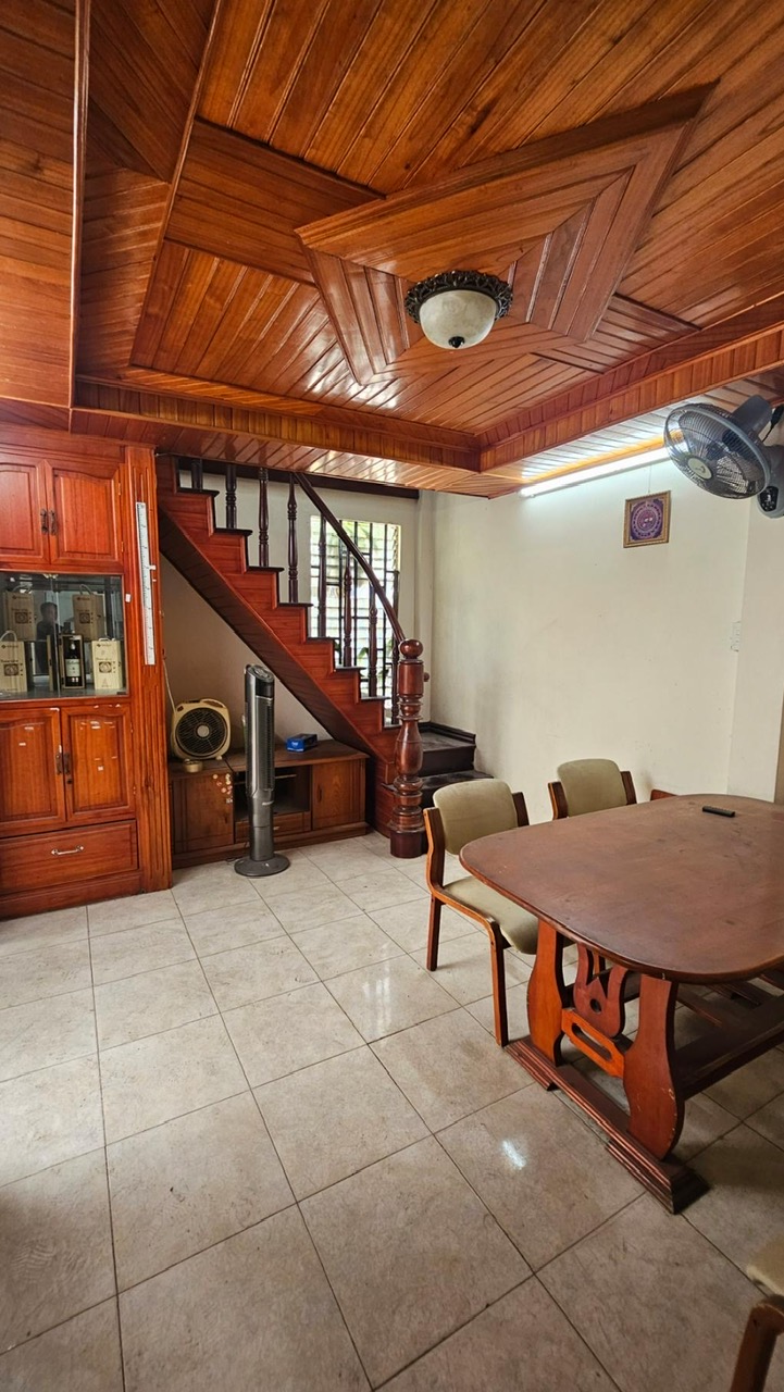BÁN NHÀ 2 TẦNG, 54M2, NGÕ 1, TÂN HƯNG, QUẬN 7 - NHĨNH 5.6 TỶ - SỔ HỒNG CHÍNH CHỦ - Ảnh 1