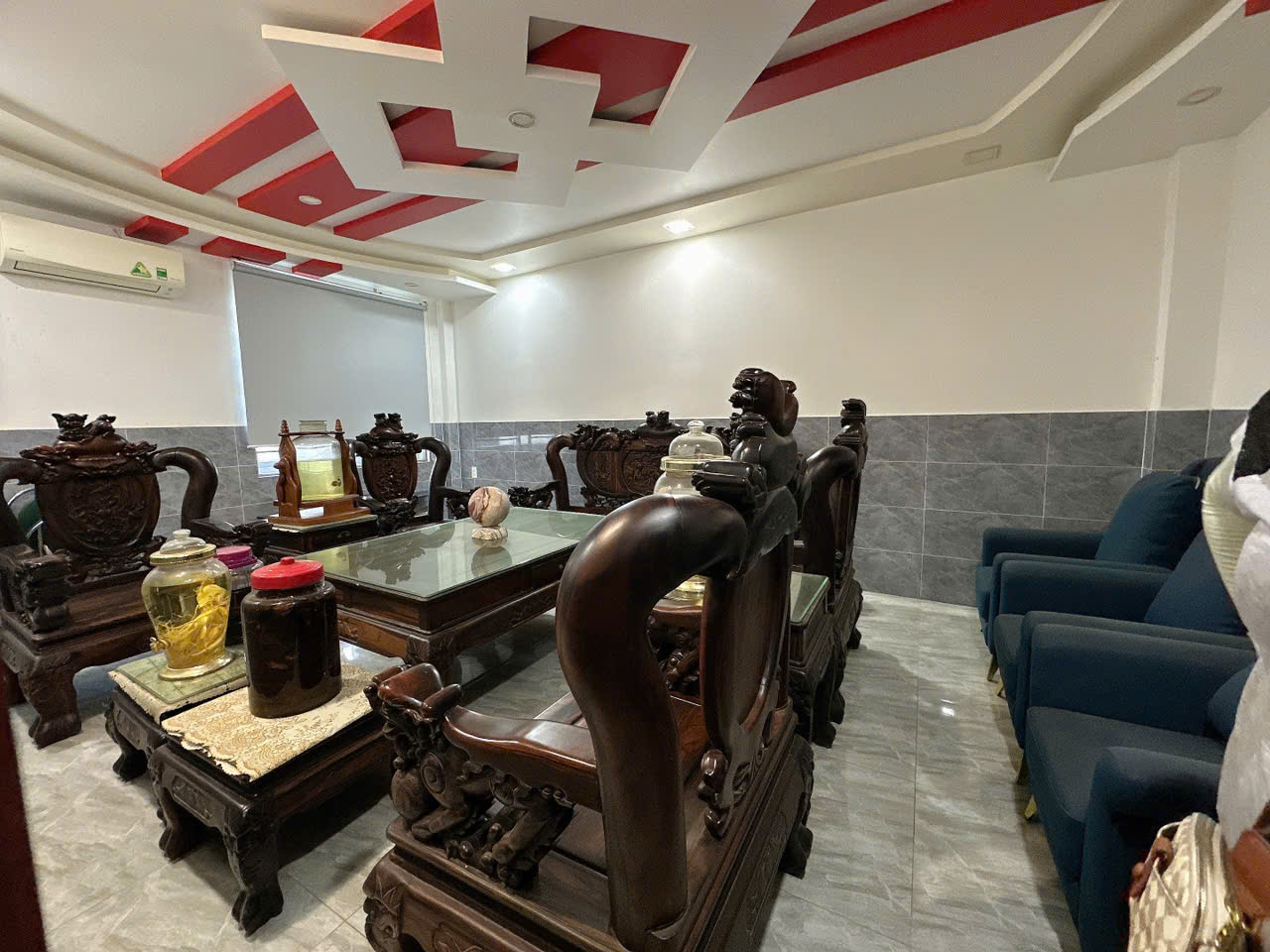 Siêu phẩm MTKD Nguyễn Văn Công ngang 7.3m 6L có T.máy 127m2 KD đỉnh cạnh sân bay 29.9 tỷ. - Ảnh 2