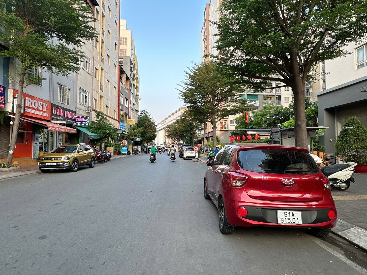 Siêu phẩm MTKD Nguyễn Văn Công ngang 7.3m 6L có T.máy 127m2 KD đỉnh cạnh sân bay 29.9 tỷ. - Ảnh 1
