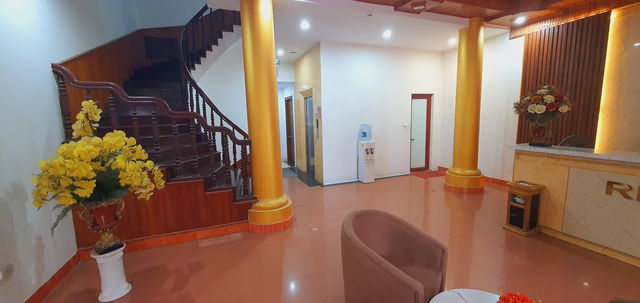 Bán nhà 5T phố trích Sài Tây Hồ Hà Nội, diện tích 215m, mặt tiền 10m, giá 85 tỷ, dòng tiền 1.5 - Ảnh chính