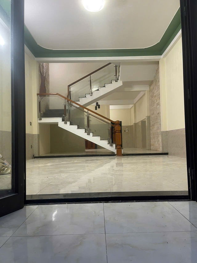 BÁN NHÀ 2 TẦNG, DT 127M2, ĐƯỜNG 7M5 KHU ĐÔ THỊ GOLDEN HILL, LIÊN CHIỂU - CHỈ 3.8 TỶ - Ảnh 2