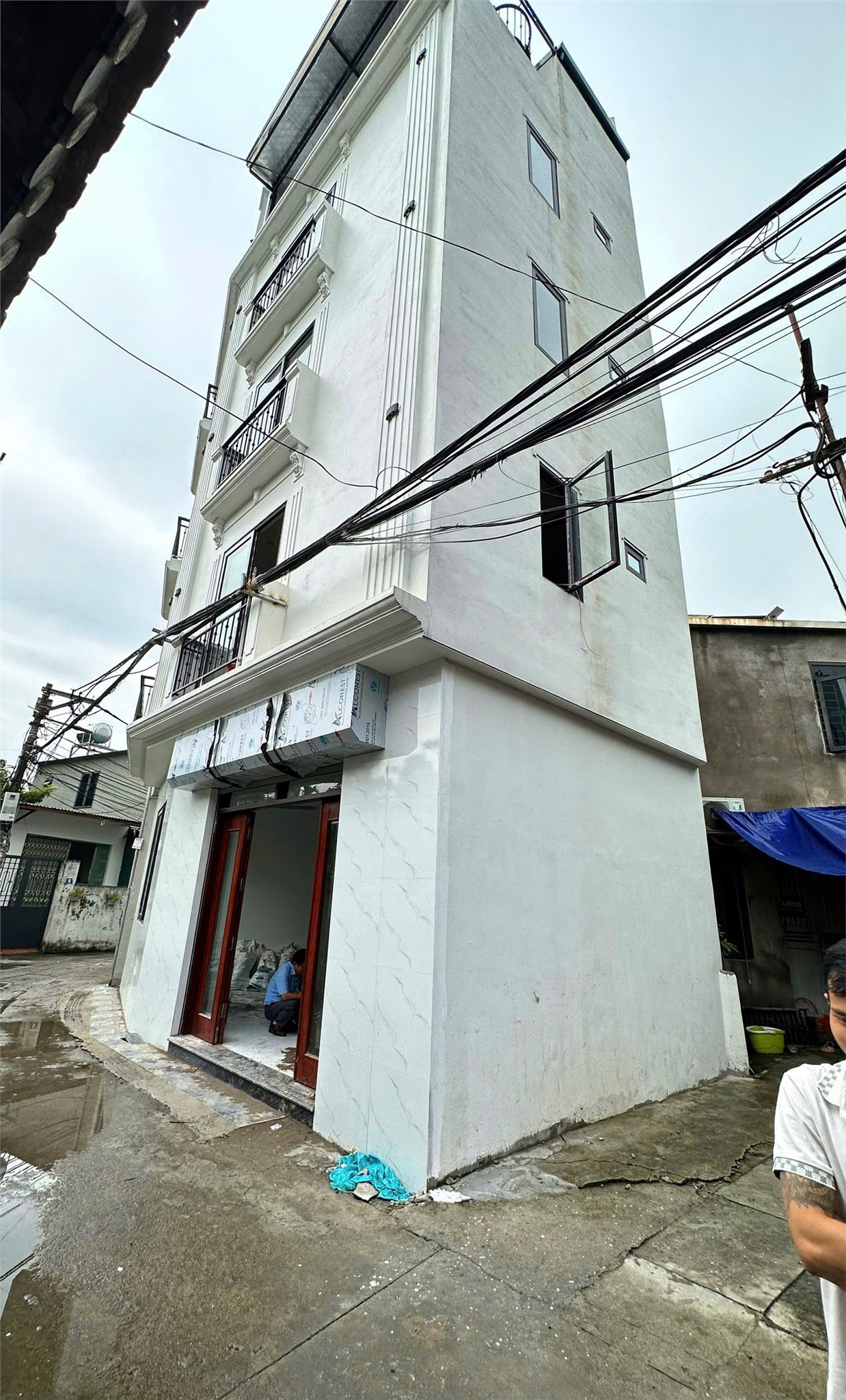 NHÀ ĐẸP - GIÁ TỐT - Chính Chủ Cần Bán CĂN Nhà MỚI XÂY 5 TẦNG Tại THẠCH BÀN, LONG BIÊN,TP HÀ NỘI - Ảnh chính