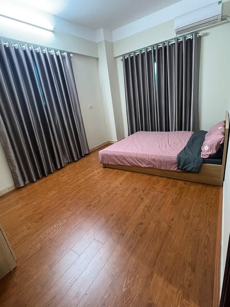 Căn hộ đẹp, căn góc 78m2 tầng trung nhà B mặt phố hàm nghi nhỉnh 4 tỷ - Ảnh 2