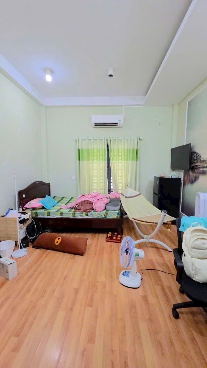 Bán nhà 92m², 2 tầng, 3PN, 4WC, Q.9, 6.4 tỷ, sổ hồng - Ảnh 3