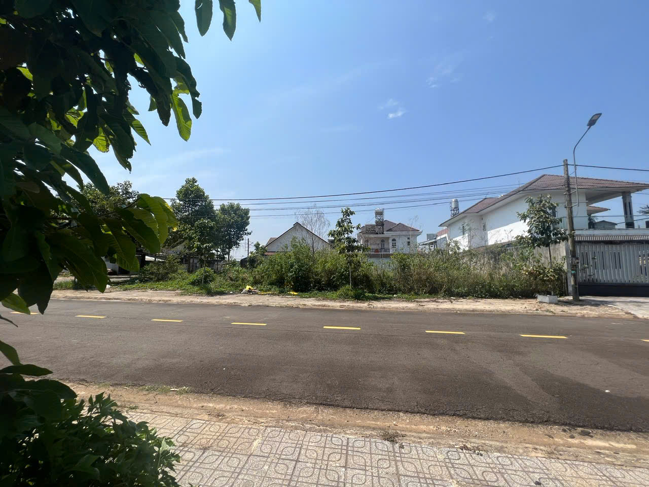 Bán Đất Khu Biệt Thự Đặng Trần Côn, Phường 1, TP. Bảo Lộc, Lâm Đồng. Pháp Lý Đầy Đủ. - Ảnh 3