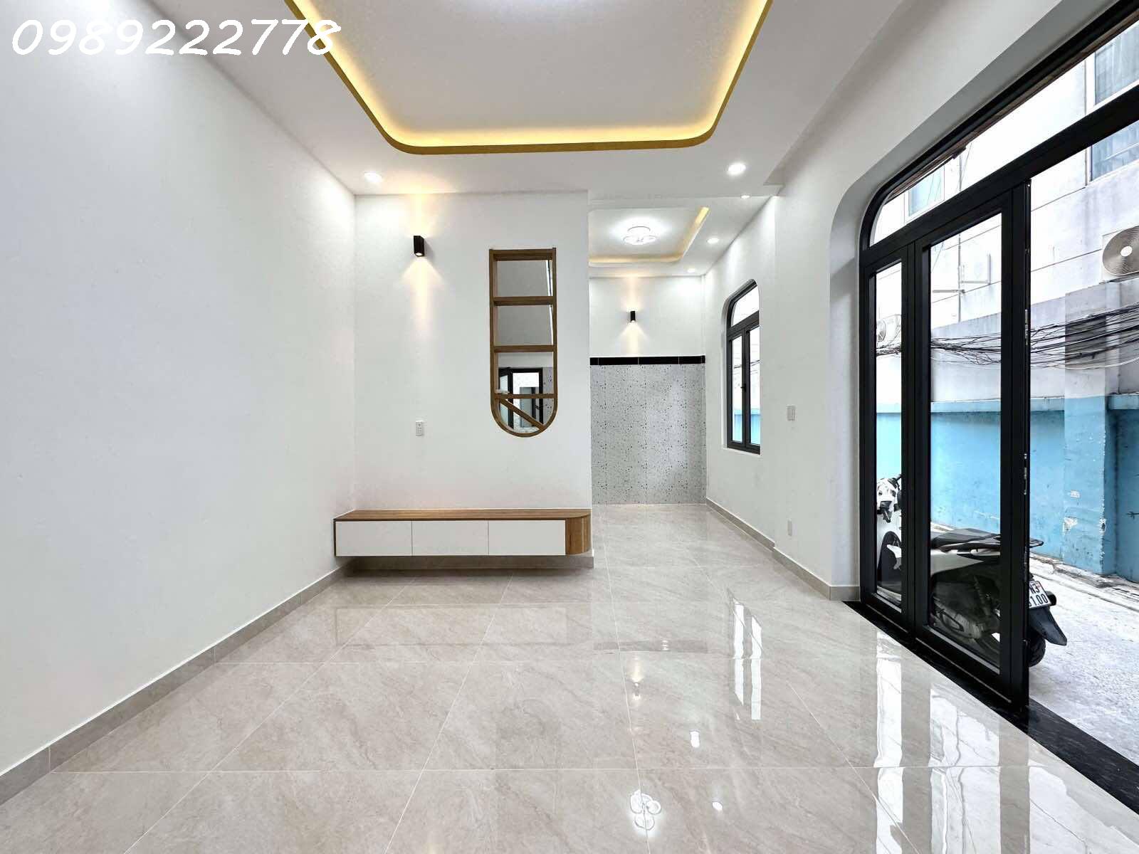 MẶT TIỀN thụt TRẦN QUANG KHẢI- ĐẸP 3 TẦNG - TẶNG NỘI THẤT CƠ BẢN - Ô TÔ TỚI CỬA. - Ảnh 1