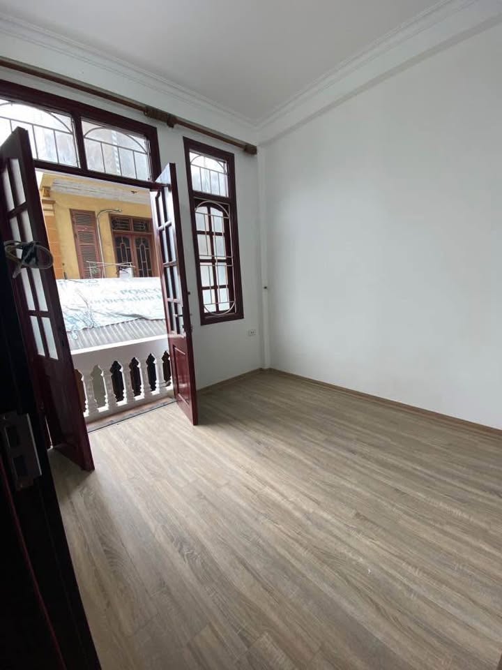 NHÀ ĐẸP TRƯỜNG CHINH LÔ GÓC 2 MẶT THOÁNG - 9 PHÒNG KHÉP KÍN- DT 42M2 GIÁ NHỈNH 8 TỶ - Ảnh 2
