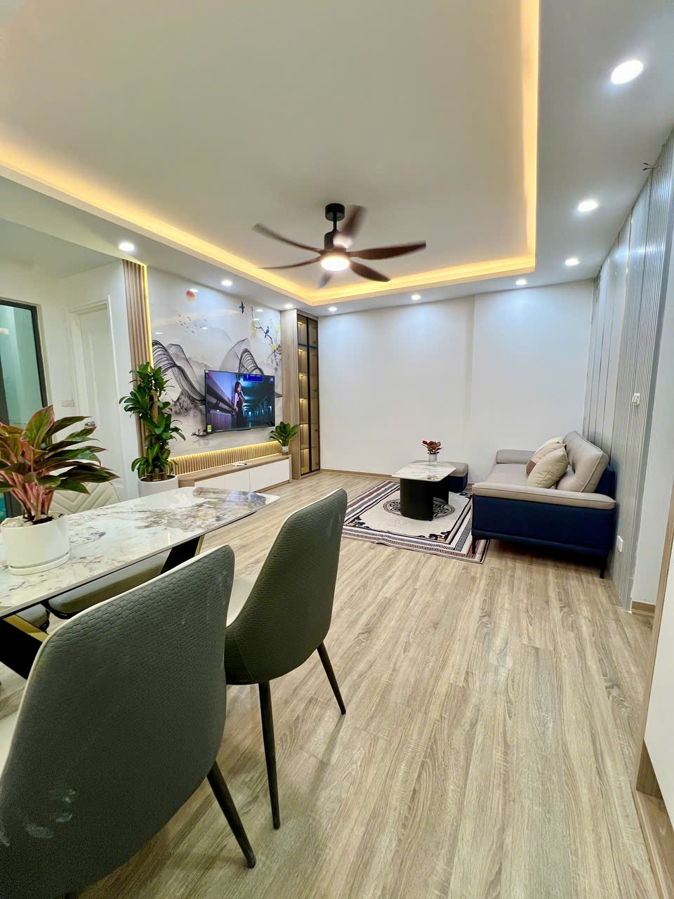 Căn hộ sổ đỏ, tầng thấp tòa chung cư Rice City, Linh Đàm, quận Hoàng Mai, 54m2, 2 ngủ, giá chỉ 3.7x - Ảnh 1