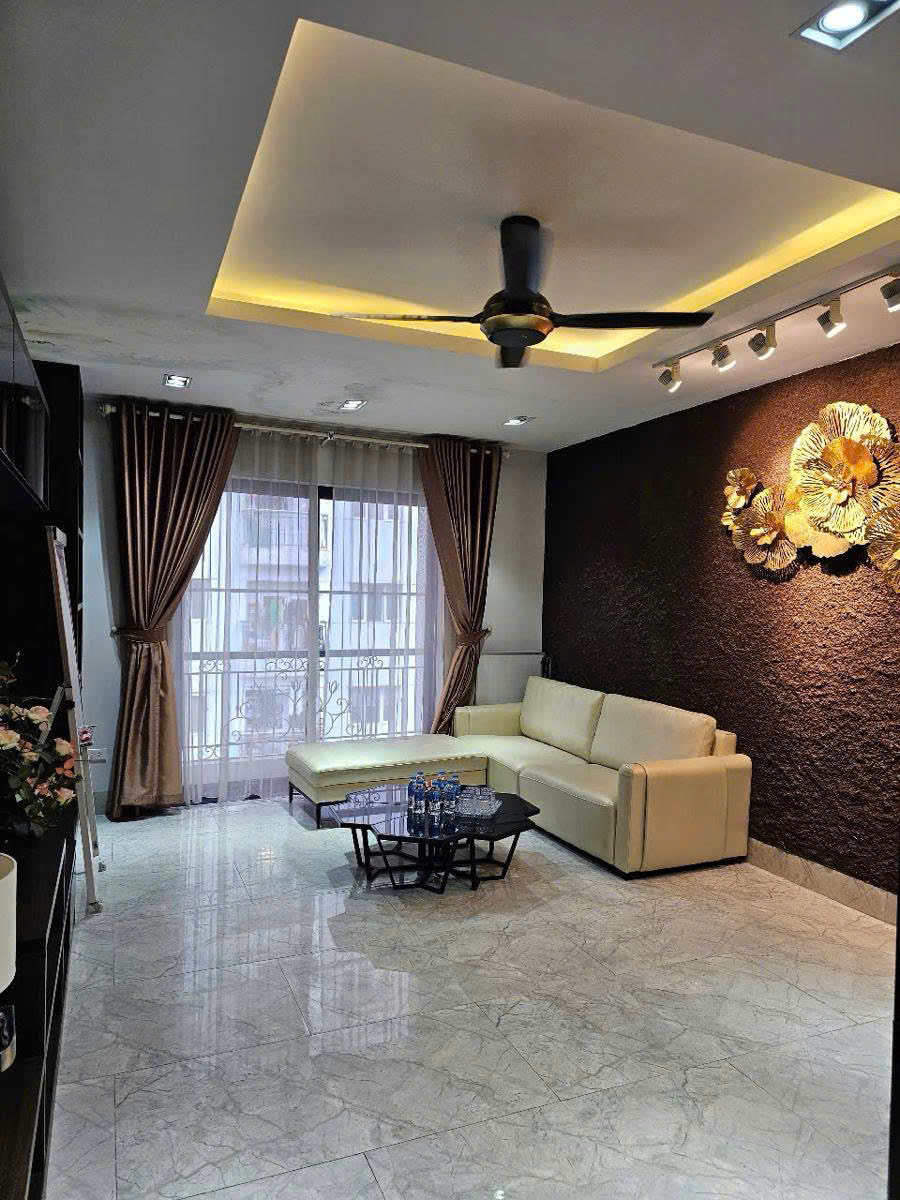 PHÂN LÔ HOÀNG CẦU✅68M2 x 7T✅MT 4.4M✅  THANG MÁY✅ NGÕ 3 Ô TÔ TRÁNH✅ KINH DOANH SẦM UẤT - Ảnh 1