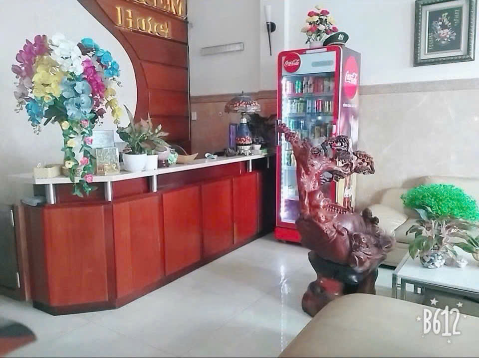 BÁN KHÁCH SẠN 7 TẦNG MẶT TIỀN HÀ HUY GIÁP – THẠNH LỘC, Q.12 - Ảnh 1