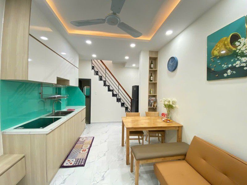 SÁT D2 NGUYỄN GIA TRÍ - ĐH NGOẠI THƯƠNG - NHÀ ĐẸP 2 TẦNG 2PN, FULL NỘI THẤT, CHỈ XÁCH VALI VÀO Ở - - Ảnh chính