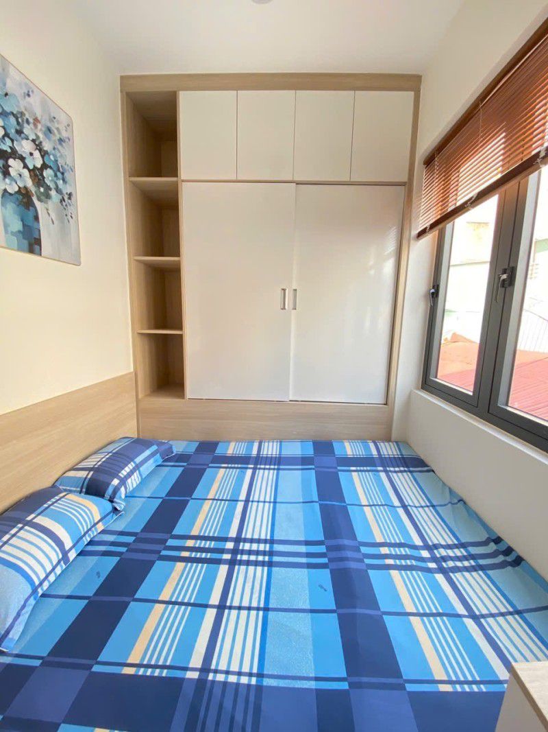 SÁT D2 NGUYỄN GIA TRÍ - ĐH NGOẠI THƯƠNG - NHÀ ĐẸP 2 TẦNG 2PN, FULL NỘI THẤT, CHỈ XÁCH VALI VÀO Ở - - Ảnh 3