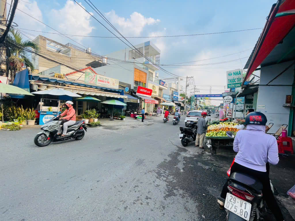 BÁN DÃY TRỌ 3 TẦNG – MẶT TIỀN NGAY CHỢ HIỆP THÀNH , Q.12 – FULL 40 PHÒNG + 2 KIOT - Ảnh 3