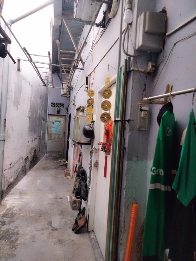 Bán nhà Mặt tiền đường Thạch Lam - gần Thoại Ngọc Hầu, 5.3x26.5m, Cấp 4, tiện xây, 16.9 tỷ - Ảnh 1