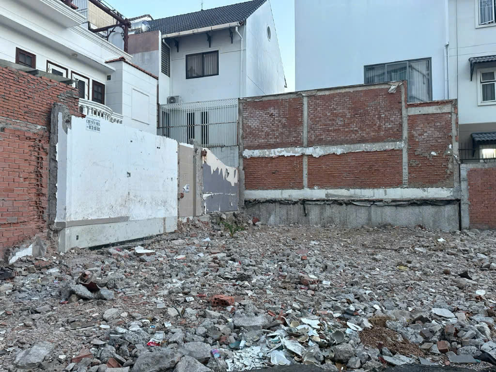 🏡 BÁN NHÀ ĐẸP – THẢO ĐIỀN, QUẬN 2 – NGUYỄN VĂN HƯỞNG - Ảnh 2
