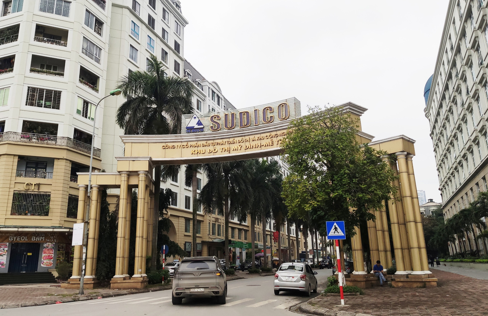 VILLA  4 TẦNG ĐƠN LẬP, ĐƯỜNG TRƯỚC SAU, KHU THẤP TẦNG MỸ ĐÌNH SÔNG ĐÀ, DIỆN TÍCH 195M2, BẢO VỆ 24/24 - Ảnh chính