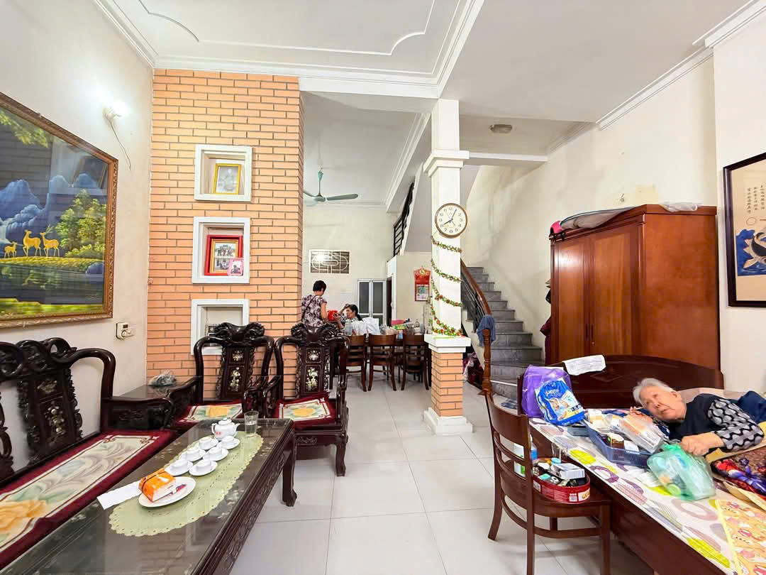 bán nhà mỹ đình , ngõ thông, mặt tiền rộng thênh thang . Xây CCMN cực đỉnh 50m x 3 tầng. Giá 11,6 tỉ - Ảnh chính