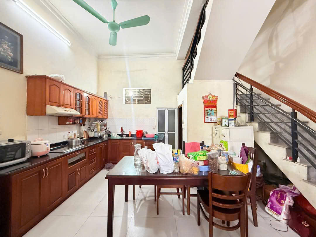 bán nhà mỹ đình , ngõ thông, mặt tiền rộng thênh thang . Xây CCMN cực đỉnh 50m x 3 tầng. Giá 11,6 tỉ - Ảnh 3