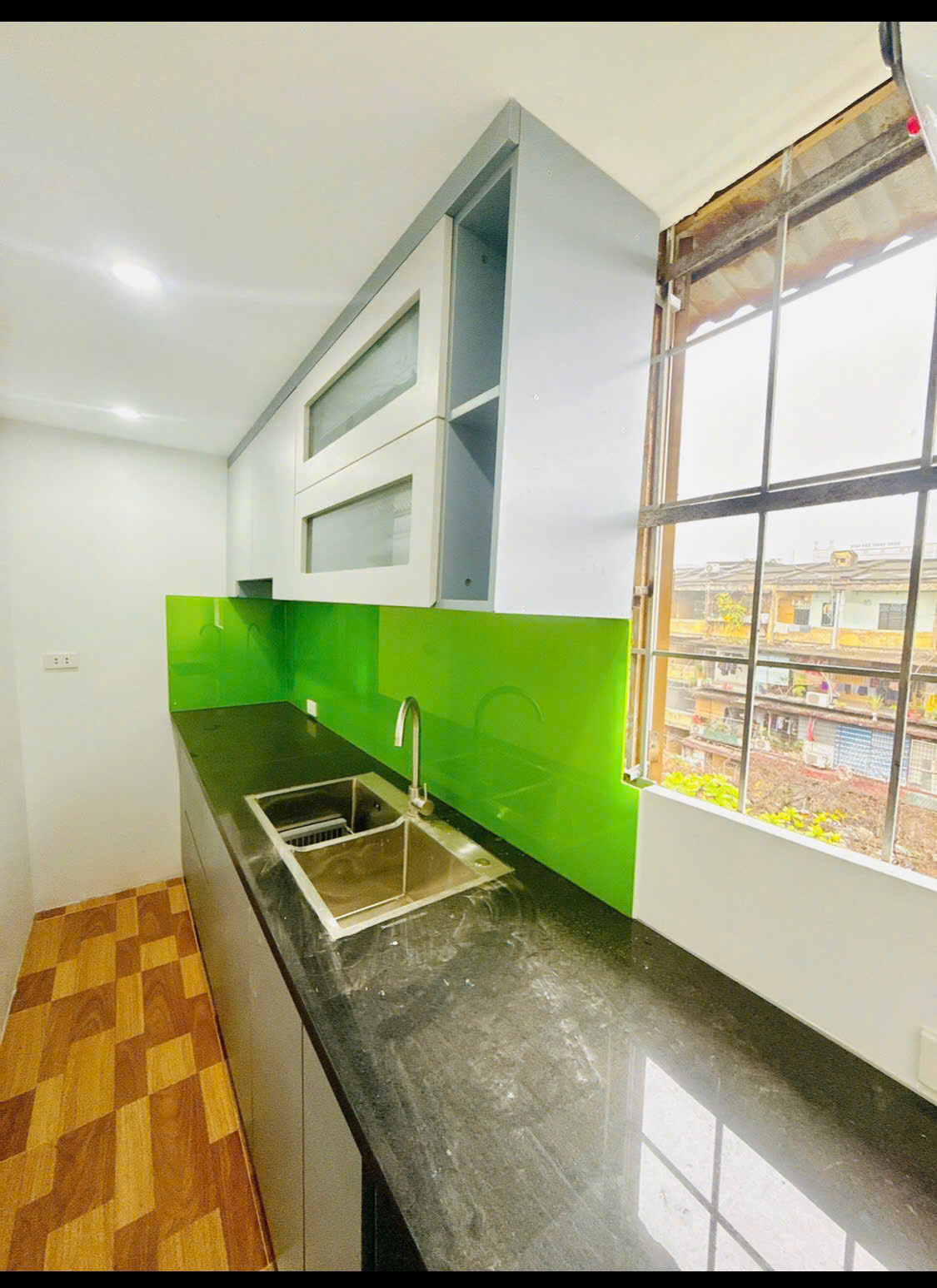 MÌNH CHÍNH CHỦ BÁN CĂN TẬP THỂ TOÀ C8 TẠI MẶT PHỐ QUỲNH MAI, Q. HAI BÀ TRƯNG, HÀ NỘI - Ảnh 3
