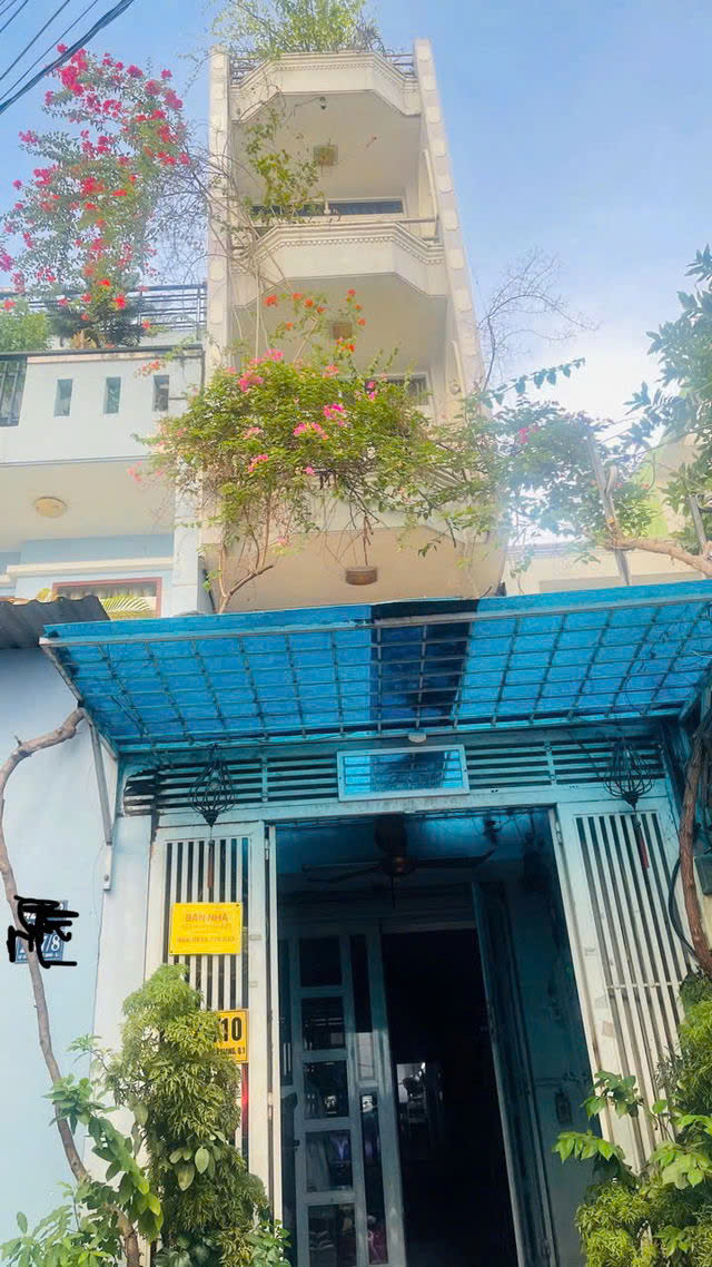 GIÁ MỀM NHẤT QUẬN 1 P. CÔ GIANG- VÕ VĂN KIỆT - 19 TỶ -Dt: 42.8m2 ngang 2.8 dài 18m - xây 5 tầng - Ảnh 1
