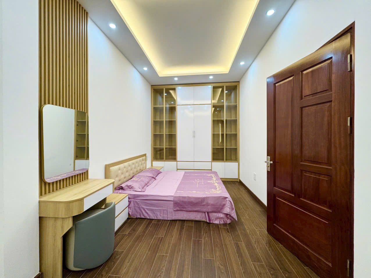 Có 102 ! Khương Đình Thanh Xuân 40m2 5Tầng ba gác đỗ cửa , 80m ra mặt Phố 6.8 tỷ . - Ảnh 2
