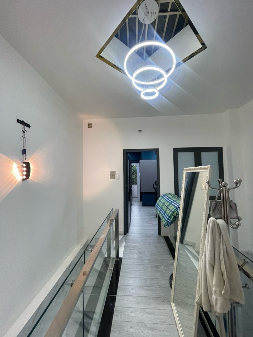NHÀ 2 TẦNG VỊ TRÍ ĐẸP! HẺM 60 LÂM VĂN BỀN, TÂN KIỂNG, QUẬN 7 - Ảnh 2