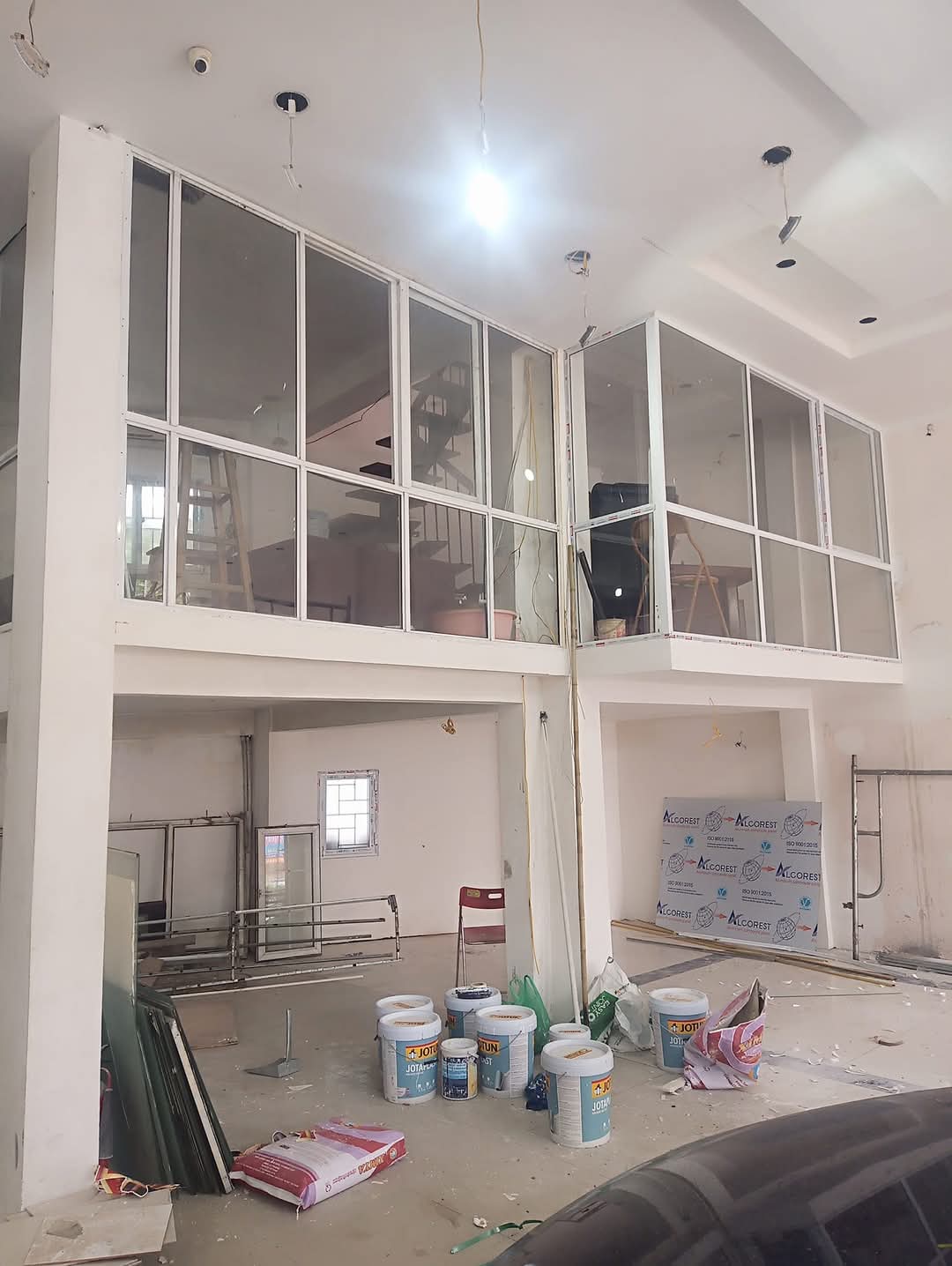 MẶT ĐƯỜNG PHẠM VĂN ĐỒNG BẮC TỪ LIÊM, VỊ TRÍ ĐẸP VỈA HÈ ĐÁ BÓNG KINH DOANH. DT 212M2 GIÁ 98.5 TỶ - Ảnh 3