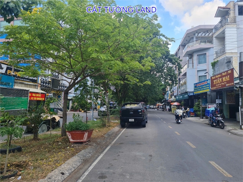 Chính Chủ bán nhà Số 10 ĐÀM THẬN HUY, ngay chợ Tân Hương. Giá TL tốt. - Ảnh 1