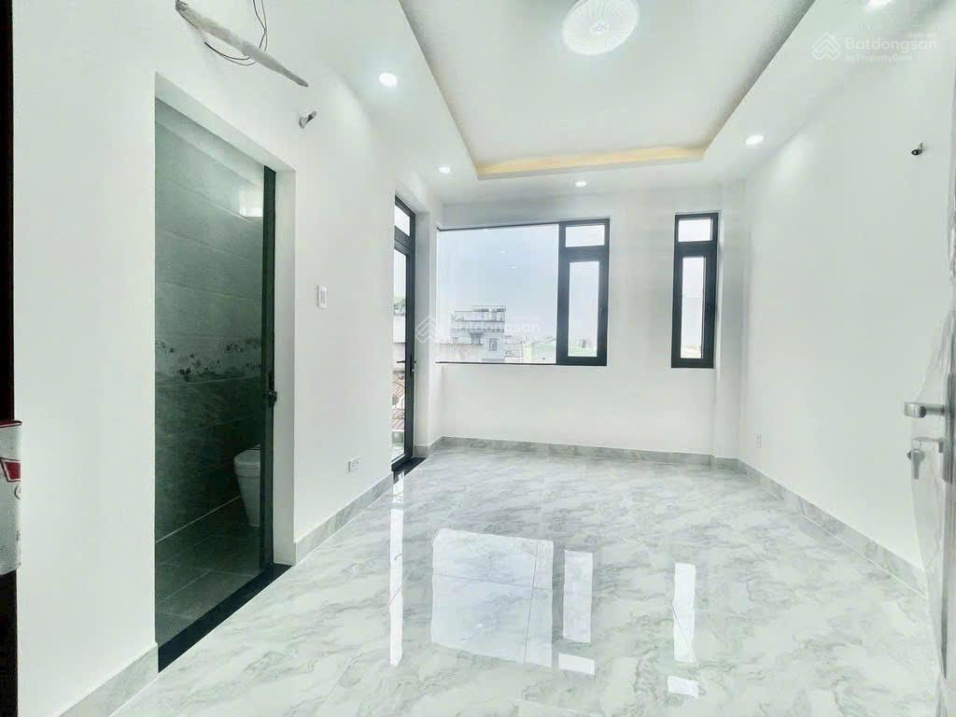 NHÀ MỚI XÂY, VÀO Ở NGAY - 3tầng đúc kiên cố 4PN+3WC - 3,8 tỷ không thương lượng - Ảnh 1
