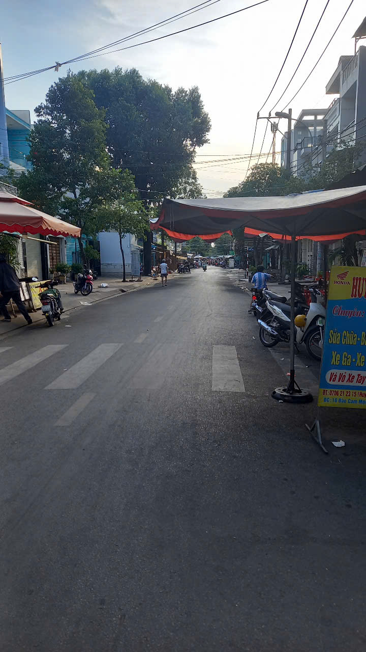 WOW, CHỈ 7.5 TỶ, [P4Q8] – DT 93.8M2 (4.5 X 24M) 2 TẦNG, CẠNH CHỢ PHẠM THỂ HIỂN - Ảnh 3