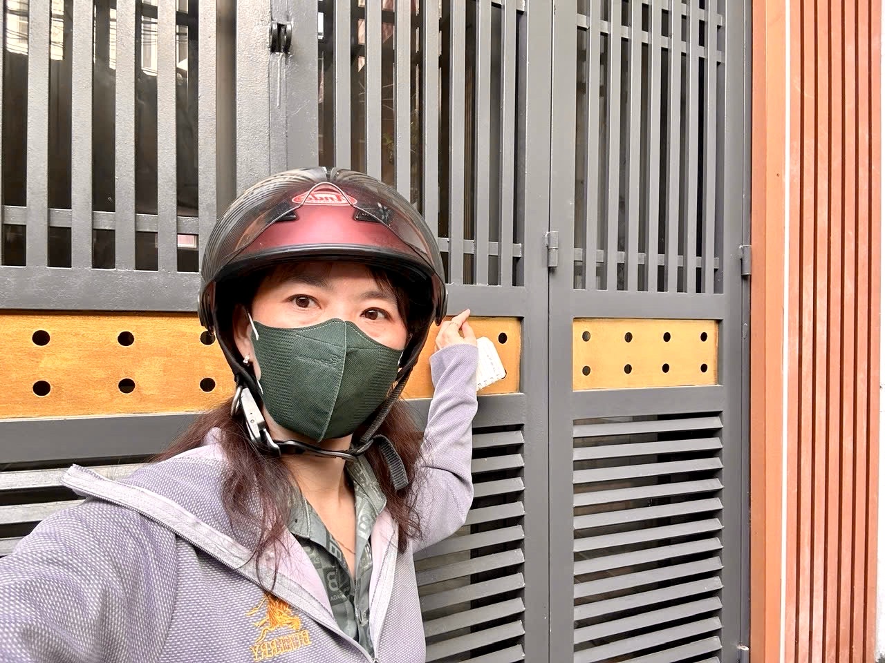 BÁN NHÀ ĐƯỜNG SỐ - NHÀ ĐẸP  - GẦN HỒ BƠI CÔNG VIÊN- THUẬN TIỆN ĐI LẠI- KHU AN NINH-THÔNG RA HOÀNG - Ảnh chính