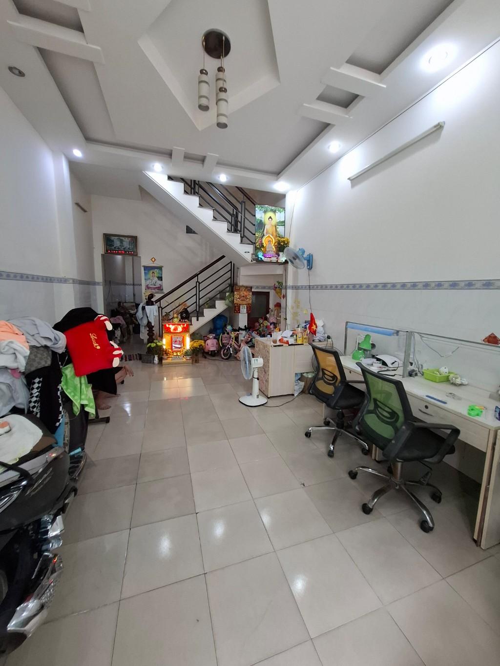 BÁN NHÀ LÊ VĂN QUỚI - BÌNH TÂN - 55M2 - HẺM XE TẢI - VỊ TRÍ KINH DOANH - CHỈ 5.9 TỈ - Ảnh 1