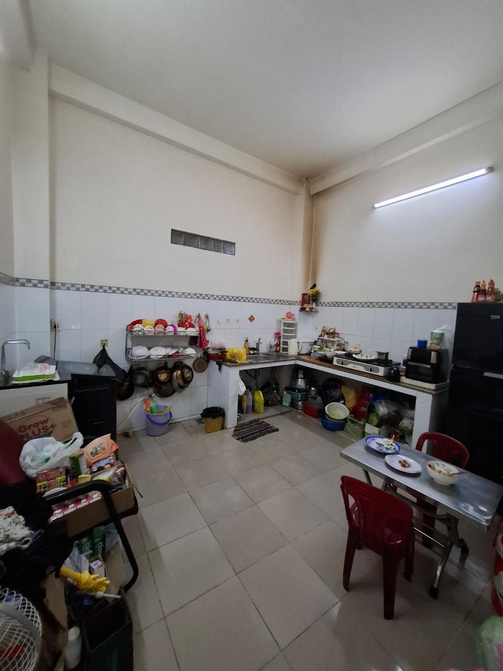 BÁN NHÀ LÊ VĂN QUỚI - BÌNH TÂN - 55M2 - HẺM XE TẢI - VỊ TRÍ KINH DOANH - CHỈ 5.9 TỈ - Ảnh 2