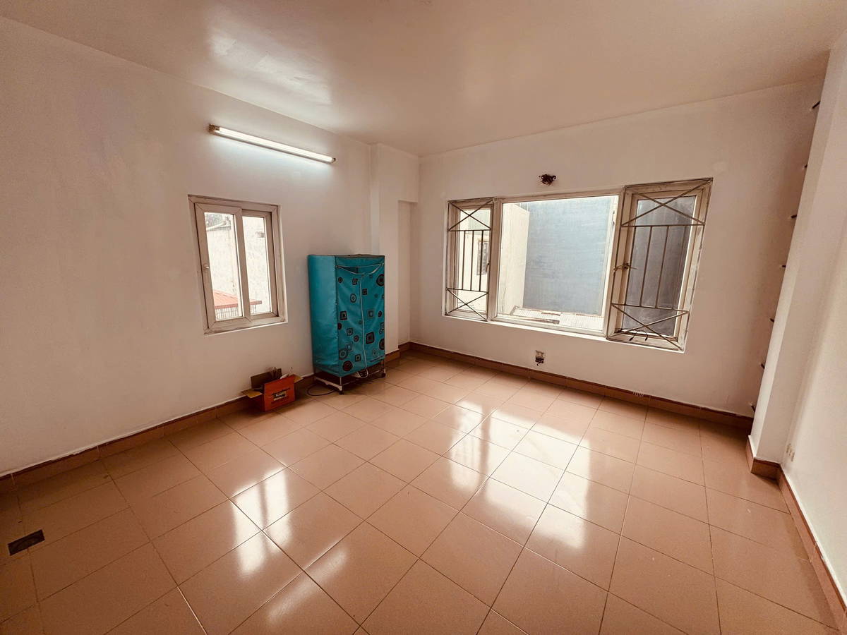 Bán nhà phố Tam Khương, Đống Đa 33m2, 5 tầng, mặt tiền 3.8m chỉ 6m ra phố nhỉnh 8 tỷ - Ảnh chính